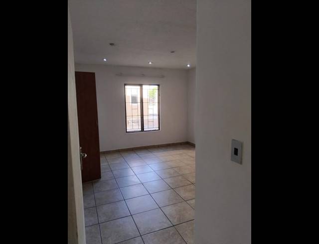 3 BEDROOM PROPERTY TO RENT IN ALOE RIDGE